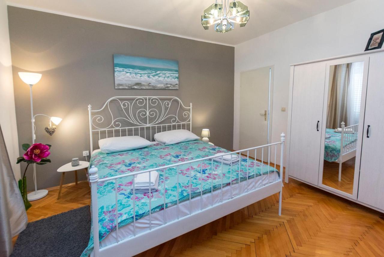Apartments Zmika Primošten Extérieur photo