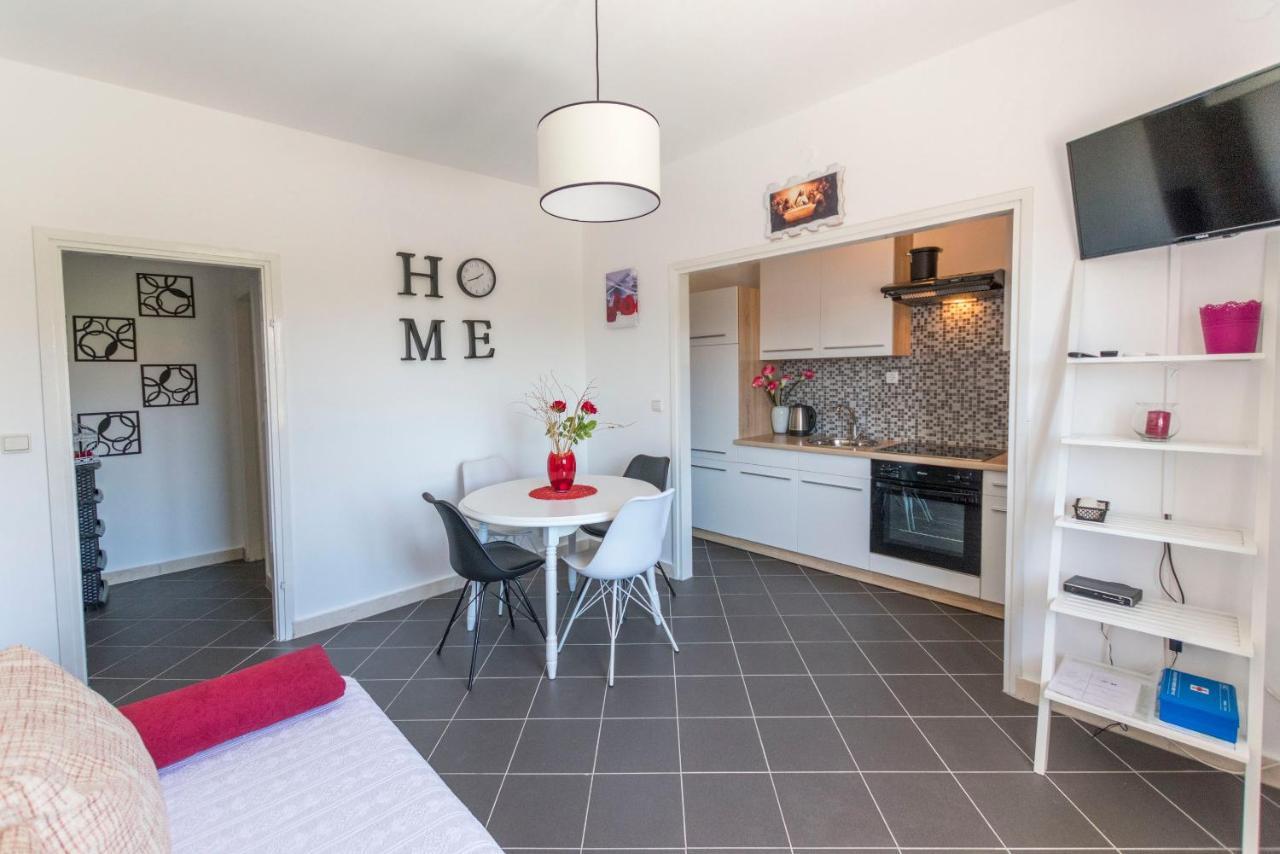 Apartments Zmika Primošten Extérieur photo