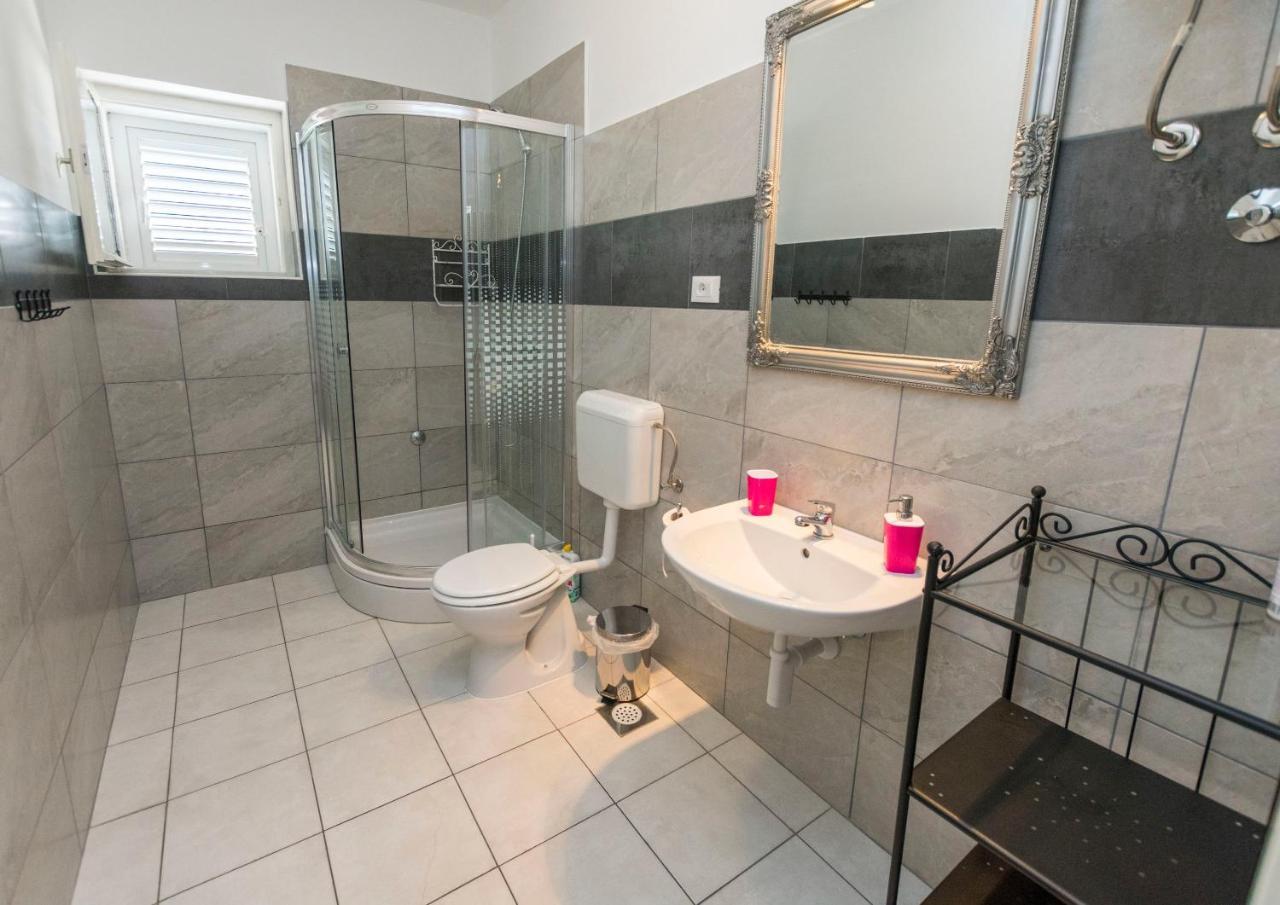 Apartments Zmika Primošten Extérieur photo