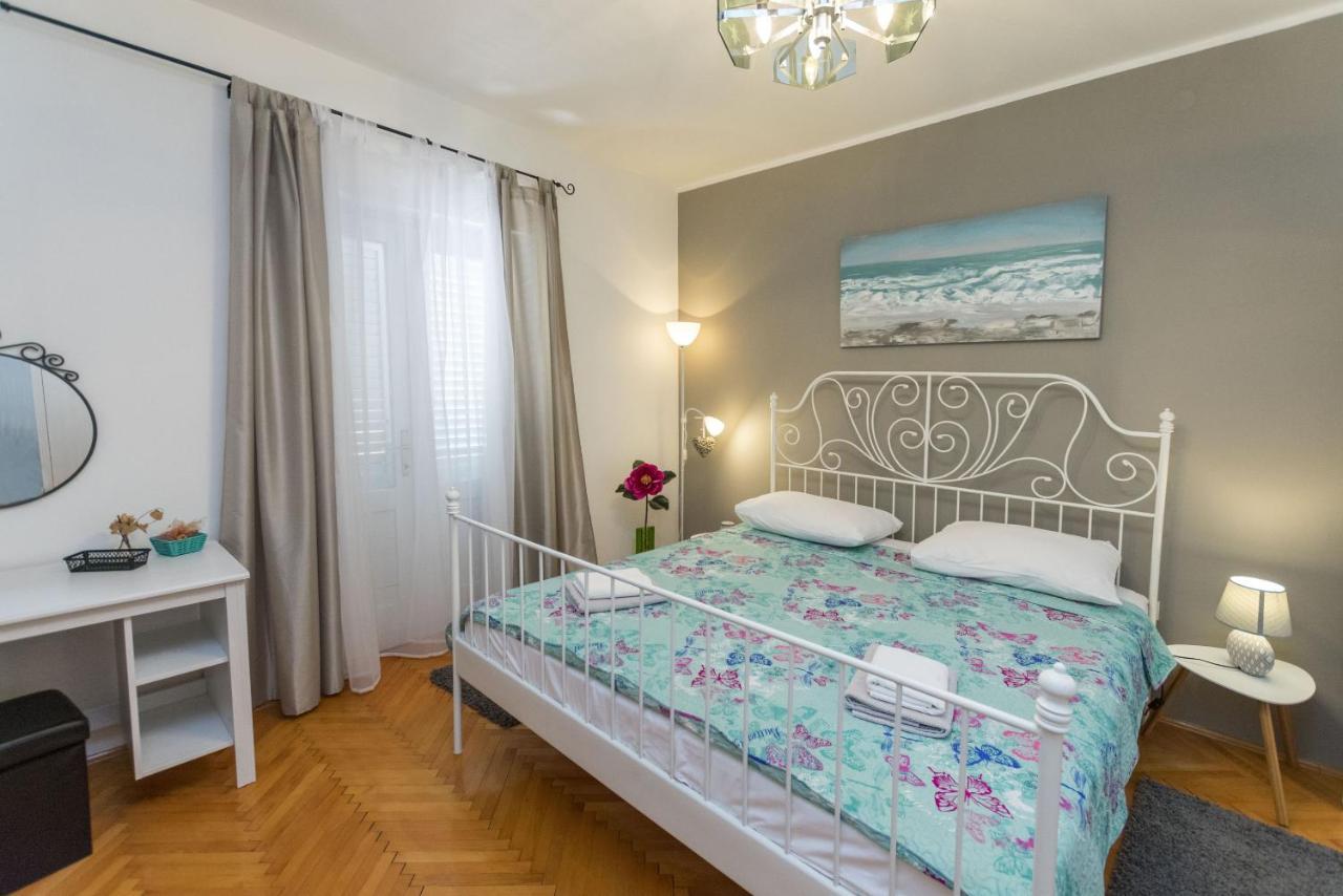 Apartments Zmika Primošten Extérieur photo
