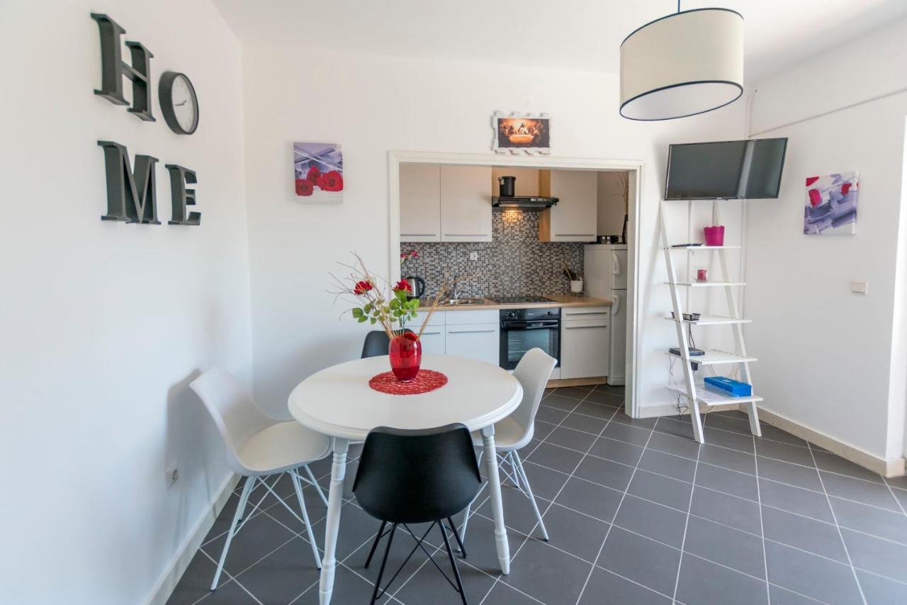 Apartments Zmika Primošten Extérieur photo